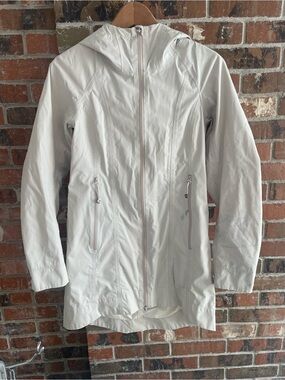 Lululemon Off White (Bone) Right as Rain Jacket
